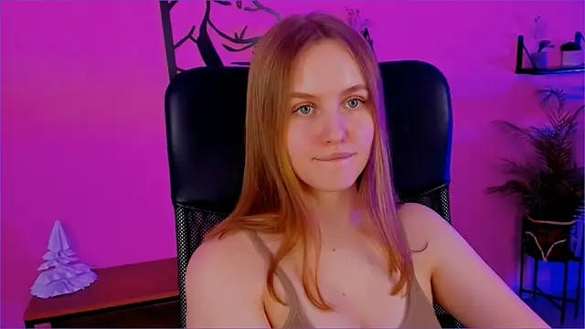 Snapshot of KellyPoter chatting on December 20, 2024, 6:45 pm KellyPoter online show from December 20, 2024, 6:45 pm