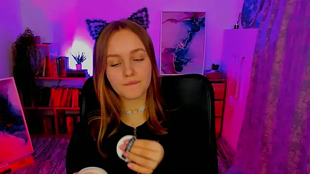 Snapshot of KellyPoter chatting on December 21, 2024, 2:58 pm KellyPoter online show from December 21, 2024, 2:58 pm