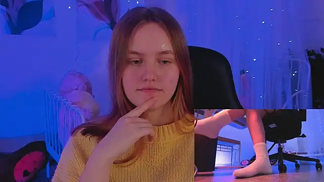 Snapshot of KellyPoter chatting on January 2, 2025, 12:35 pm KellyPoter online show from January 2, 2025, 12:35 pm