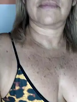 Snapshot of Kasandra_Ho chatting on January 19, 2025, 7:25 am Kasandra Ho online show from January 19, 2025, 7:25 am