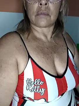 Snapshot of Kasandra_Ho chatting on February 25, 2025, 1:30 am Kasandra Ho online show from February 25, 2025, 1:30 am