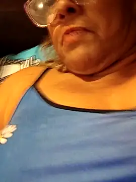 Snapshot of Kasandra_Ho chatting on March 10, 2025, 12:07 am Kasandra Ho online show from March 10, 2025, 12:07 am