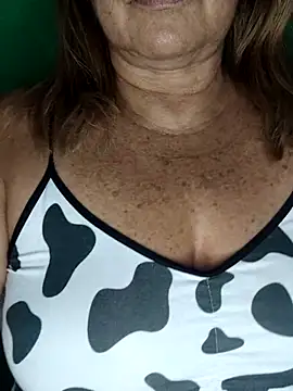 Snapshot of Kasandra_Ho chatting on October 19, 2025, 1:39 am Kasandra Ho online show from October 19, 2025, 1:39 am