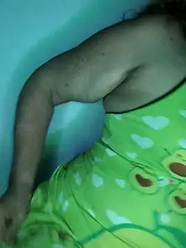 Kasandra Ho online show from April 11, 2026, 1:32 am