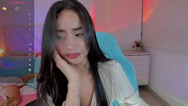 misscassidy  online show from February 1, 2026, 12:42 am