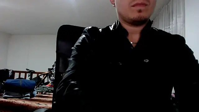 dragon1006 online show from February 11, 2025, 1:20 am