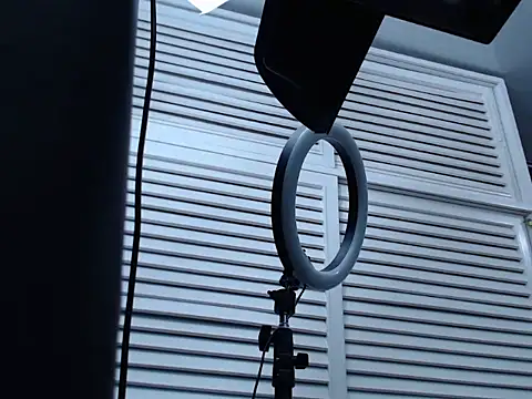 Snapshot of Hanna_Fox_69 chatting on February 2, 2025, 8:46 am Hanna Fox 69 online show from February 2, 2025, 8:46 am