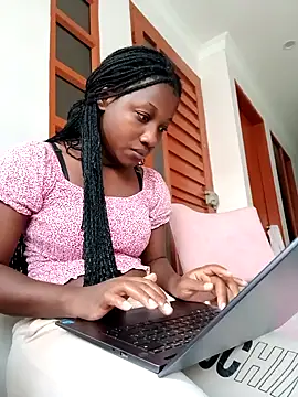 Snapshot of kharoll chatting on February 6, 2025, 12:37 pm kharoll online show from February 6, 2025, 12:37 pm