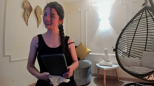 Snapshot of Megga_Bluee chatting on January 23, 2025, 8:24 pm Megga Bluee online show from January 23, 2025, 8:24 pm