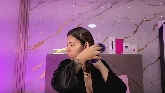 agatha 97  online show from April 18, 2026, 3:05 pm