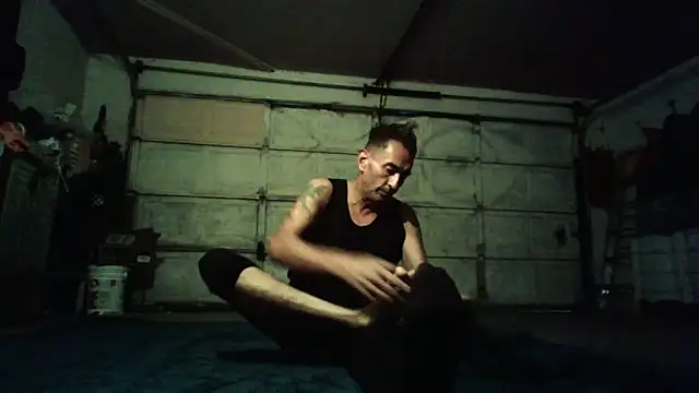 Pumpndeep online show from October 6, 2025, 8:12 am