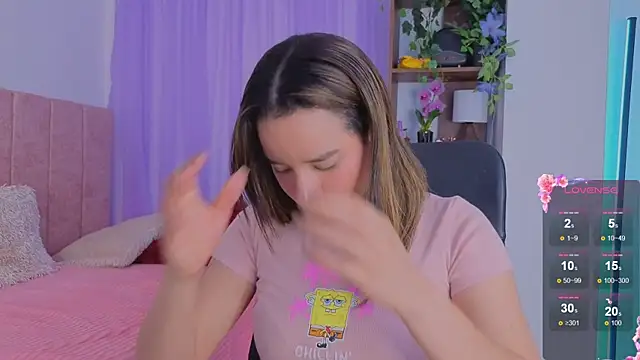 emilyrouxe online show from December 21, 2025, 6:15 pm