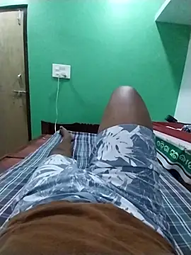 Snapshot of sudhastriper chatting on October 19, 2025, 5:57 pm sudhastriper online show from October 19, 2025, 5:57 pm