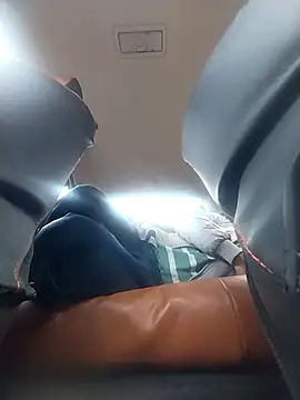 Snapshot of sudhastriper chatting on December 1, 2025, 4:50 am sudhastriper online show from December 1, 2025, 4:50 am