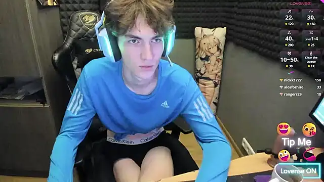 Snapshot of bambelbye chatting on December 13, 2024, 12:20 am bambelbye online show from December 13, 2024, 12:20 am