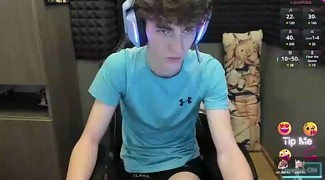 Snapshot of bambelbye chatting on December 24, 2024, 6:11 am bambelbye online show from December 24, 2024, 6:11 am