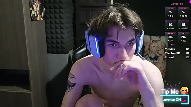 Snapshot of bambelbye chatting on January 31, 2025, 11:13 pm bambelbye online show from January 31, 2025, 11:13 pm