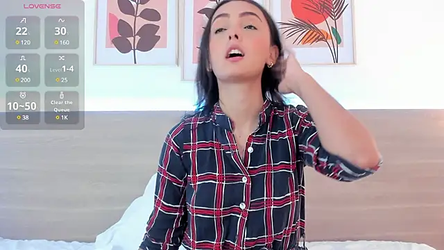 nataliiiiia online show from March 10, 2025, 11:42 am