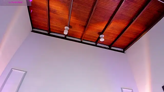 EmmaBecket2 online show from February 12, 2025, 6:51 am