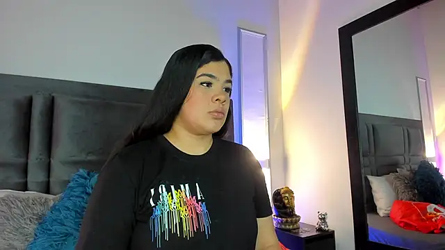 EmmaBecket2 online show from October 3, 2025, 1:08 pm