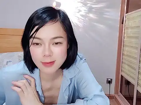 Snapshot of Linda-LL chatting on January 31, 2025, 2:49 pm Linda-LL online show from January 31, 2025, 2:49 pm