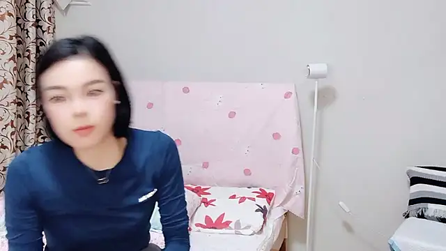 Snapshot of Linda-LL chatting on March 14, 2025, 7:59 am Linda-LL online show from March 14, 2025, 7:59 am