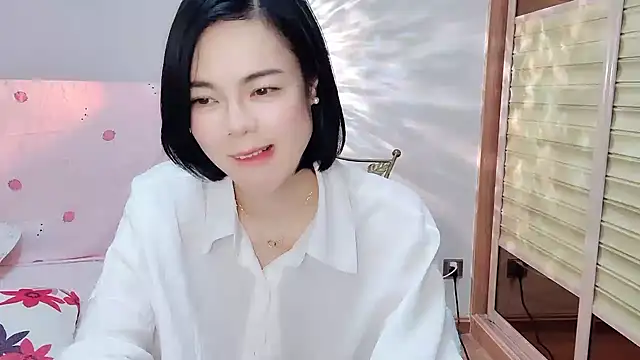 Snapshot of Linda-LL chatting on March 16, 2025, 3:06 pm Linda-LL online show from March 16, 2025, 3:06 pm