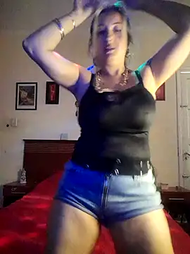 Snapshot of DesireSatler chatting on November 9, 2025, 9:35 pm DesireSatler online show from November 9, 2025, 9:35 pm