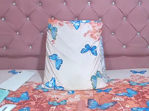 sharonbrown28 online show from September 24, 2025, 10:57 pm