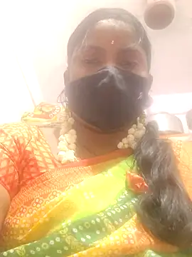 Snapshot of sana14 chatting on February 18, 2025, 5:53 pm sana14 online show from February 18, 2025, 5:53 pm