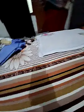 Snapshot of menakshiiikaur chatting on December 20, 2024, 2:30 am menakshiiikaur online show from December 20, 2024, 2:30 am