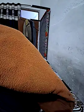 Snapshot of menakshiiikaur chatting on December 20, 2024, 1:33 pm menakshiiikaur online show from December 20, 2024, 1:33 pm