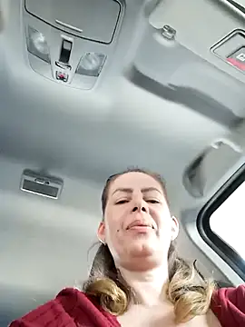 Snapshot of uber_babe chatting on February 26, 2025, 3:19 pm uber babe online show from February 26, 2025, 3:19 pm