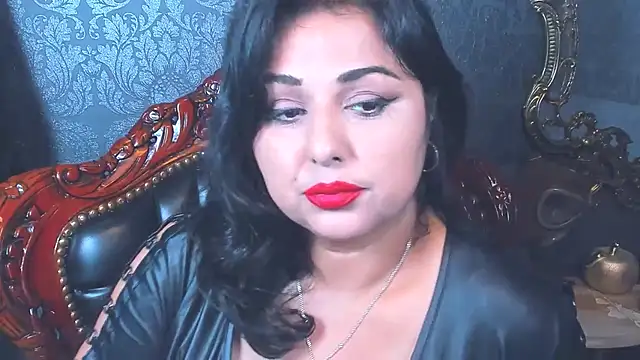 SelenaNoctis online show from September 15, 2025, 4:23 am