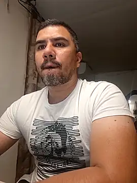 Snapshot of pob_cam chatting on September 15, 2025, 2:06 pm pob cam online show from September 15, 2025, 2:06 pm