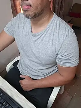 Snapshot of pob_cam chatting on February 13, 2026, 9:11 pm pob cam online show from February 13, 2026, 9:11 pm