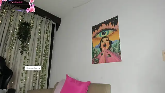 HannaRhodes online show from November 22, 2025, 11:20 am