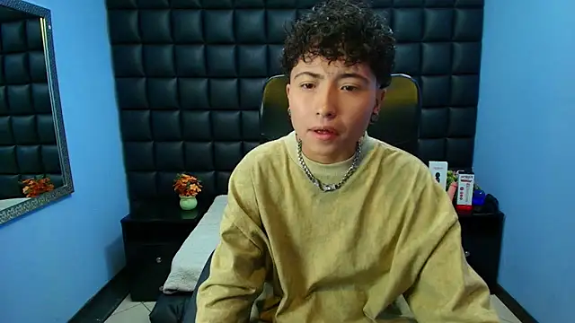 Im Mathias online show from November 13, 2025, 2:43 am