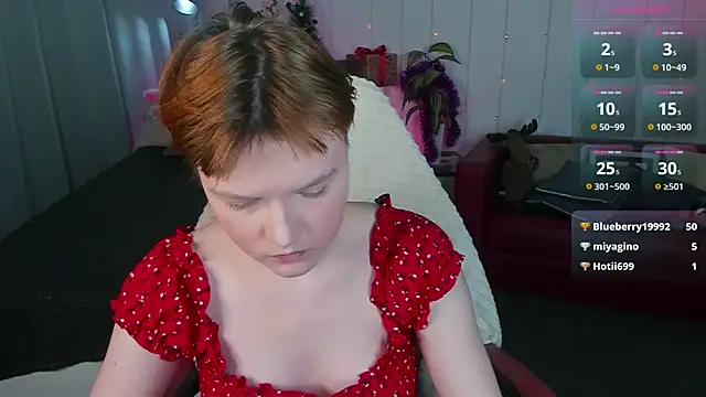 Snapshot of DreamyLuna chatting on January 10, 2025, 12:17 am DreamyLuna online show from January 10, 2025, 12:17 am