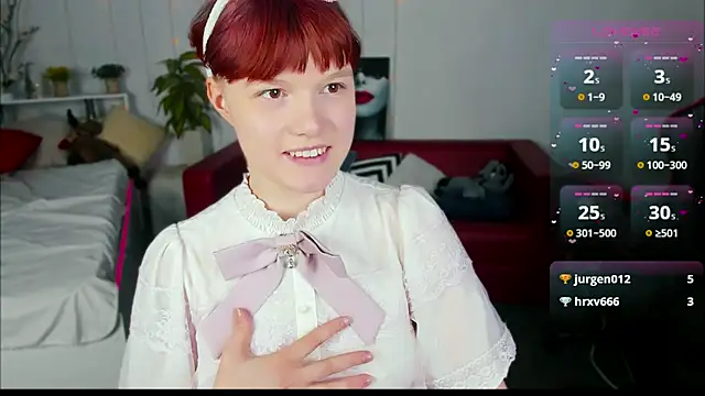 Snapshot of DreamyLuna chatting on March 22, 2025, 3:41 am DreamyLuna online show from March 22, 2025, 3:41 am