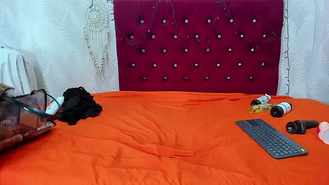 Melody Megann online show from January 31, 2025, 8:22 pm