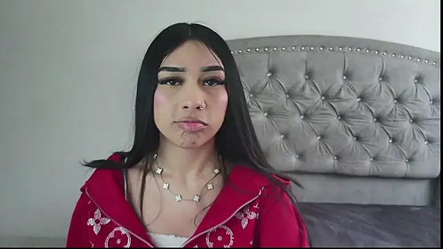 Snapshot of Nesuko_kamado_ chatting on November 3, 2025, 5:14 pm Nesuko kamado online show from November 3, 2025, 5:14 pm