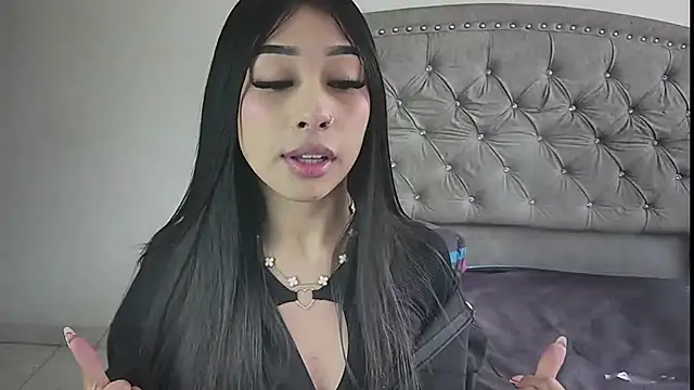 Snapshot of Nesuko_kamado_ chatting on November 10, 2025, 2:16 pm Nesuko kamado online show from November 10, 2025, 2:16 pm