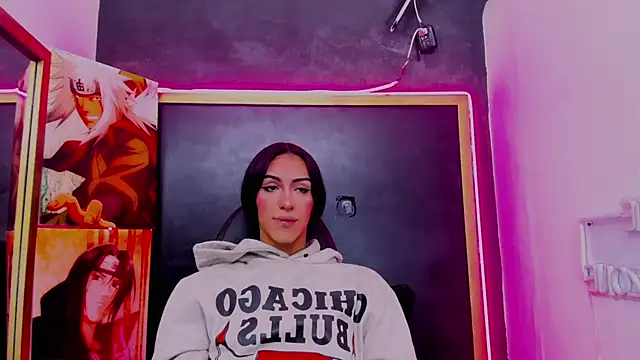 Isabella stanford2 online show from January 11, 2026, 12:10 pm