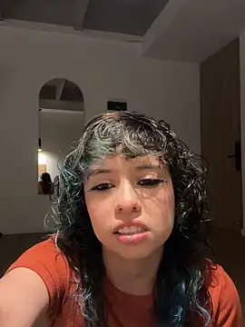 Snapshot of Sweet_Chaos chatting on February 20, 2026, 10:21 pm Sweet Chaos online show from February 20, 2026, 10:21 pm