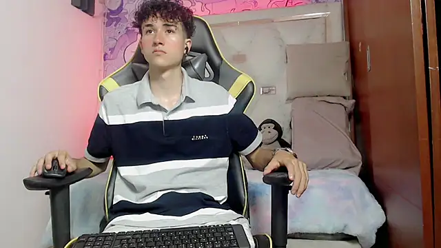 johnny cagee online show from October 23, 2025, 5:29 am