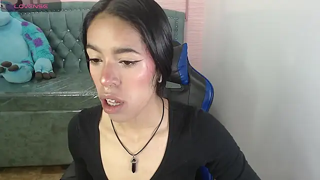 stephania t online show from February 20, 2025, 10:27 am