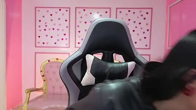 stephania t online show from September 30, 2025, 11:37 am