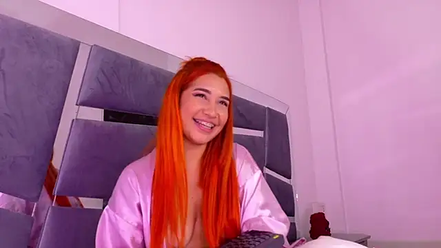 Snapshot of Alba_Grey chatting on December 30, 2024, 4:09 am Alba Grey online show from December 30, 2024, 4:09 am