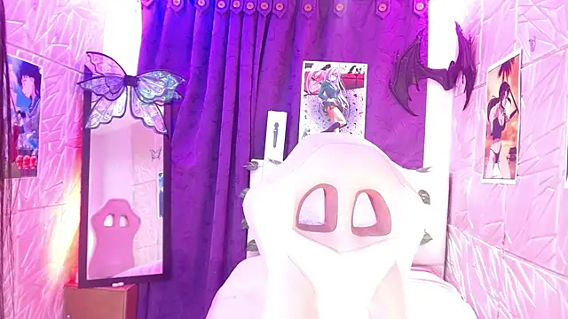 Snapshot of Gaby_Tailor chatting on February 6, 2025, 1:05 am Gaby Tailor online show from February 6, 2025, 1:05 am